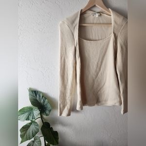 ✨️SOLD✨️Anthropologie long sleeve 😍